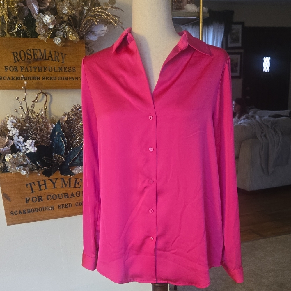 Women's Pink Button-Up Blouse